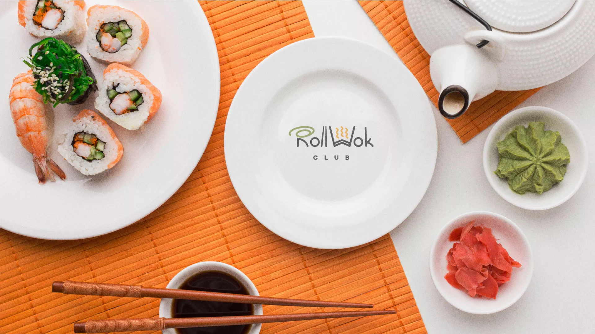 Разработка логотипа и фирменного стиля суши-бара «Roll Wok Club» в Арске